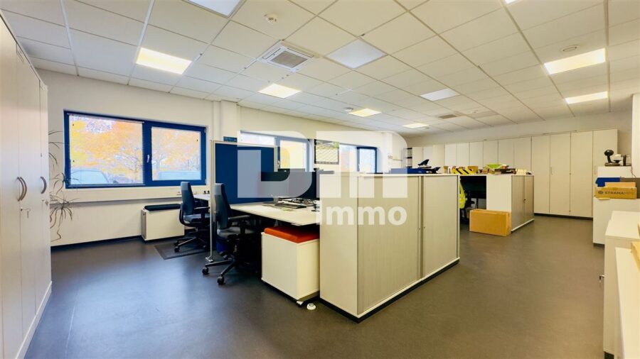 Moderne Produktions- & Lagerhalle mit Bürotrakt / Sozialräumen und Freiflächen in Kassel-Waldau - Bürotrakt EG